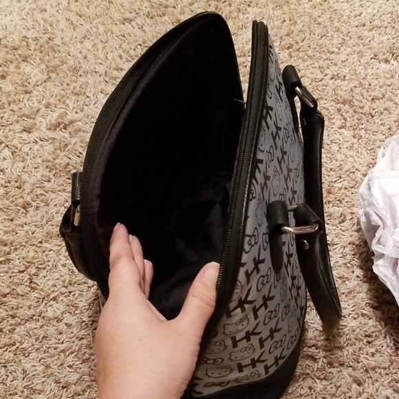 Loungefly Sanrio Hello Kitty Purse - Picture 4 of 8